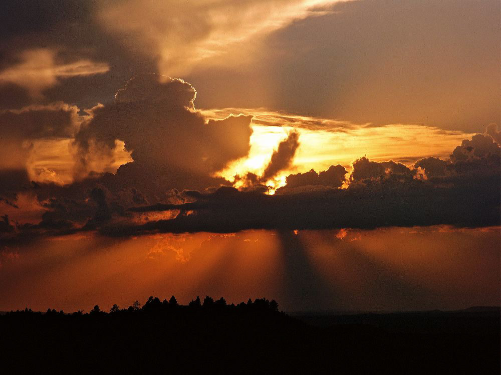 jb_stormysunset1.jpg