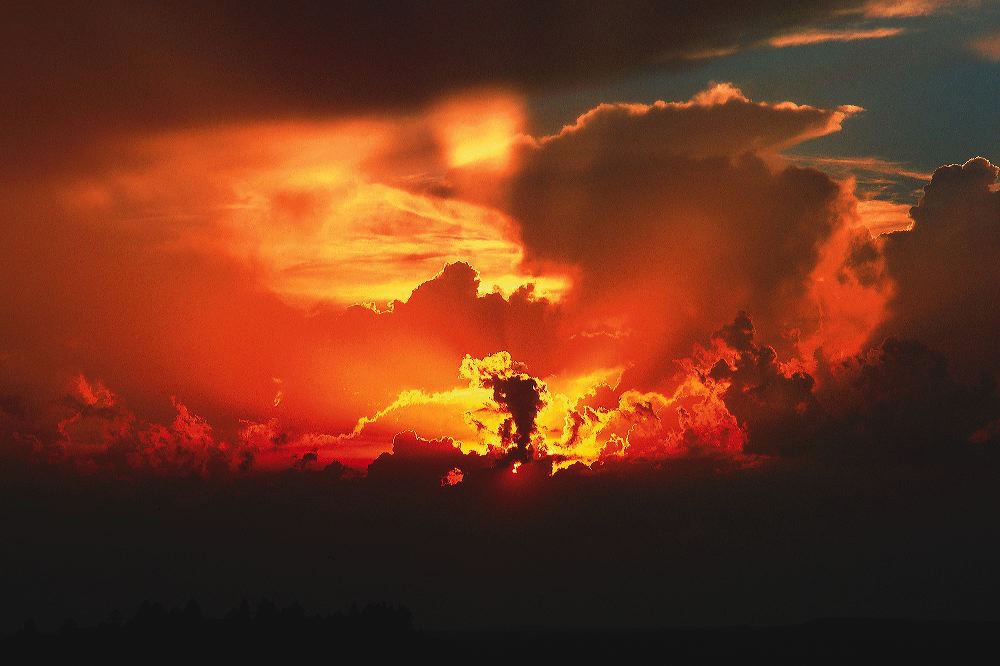 jb_stormysunset2.jpg