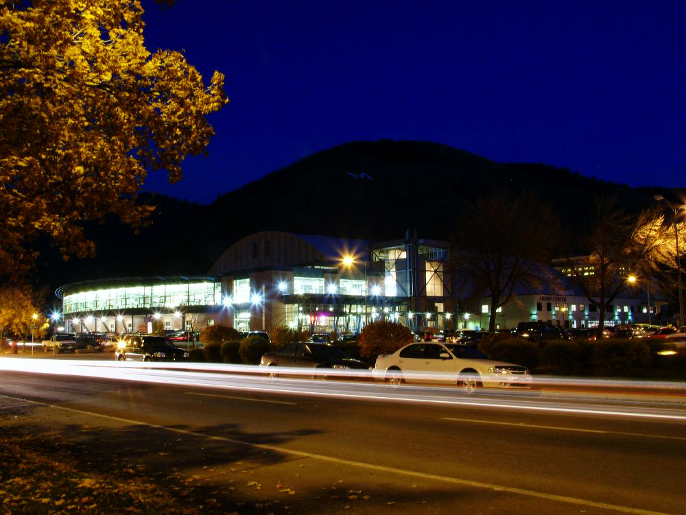 jb_umadamsctr-night_05.jpg